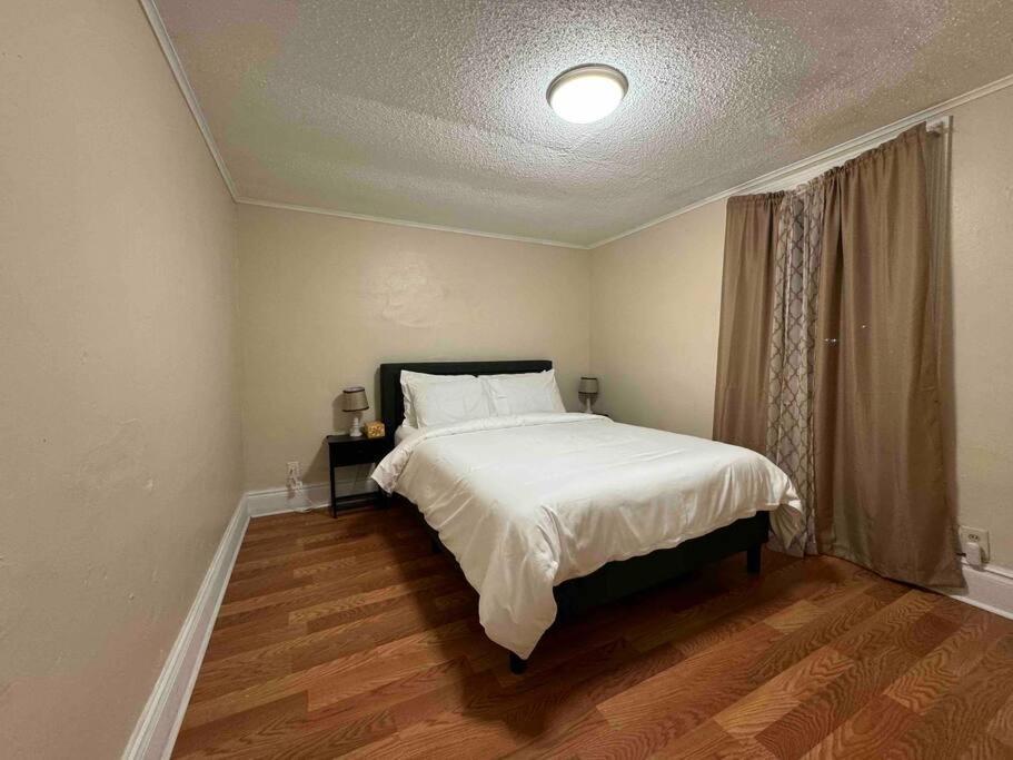 Comforting Getaway-Sleeps 6-Walk To Falls! Niagara Falls Kültér fotó