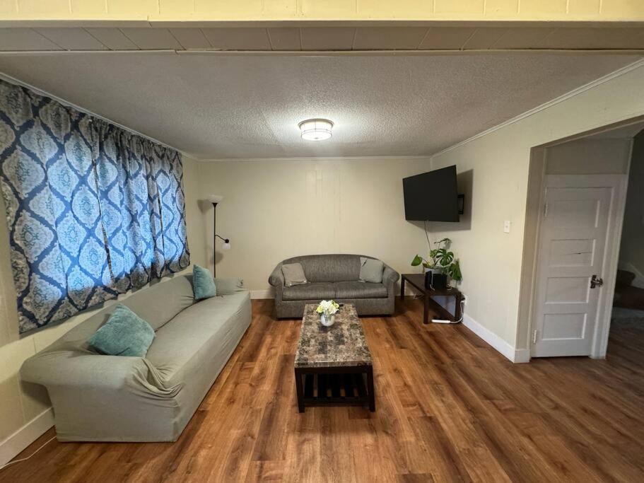 Comforting Getaway-Sleeps 6-Walk To Falls! Niagara Falls Kültér fotó