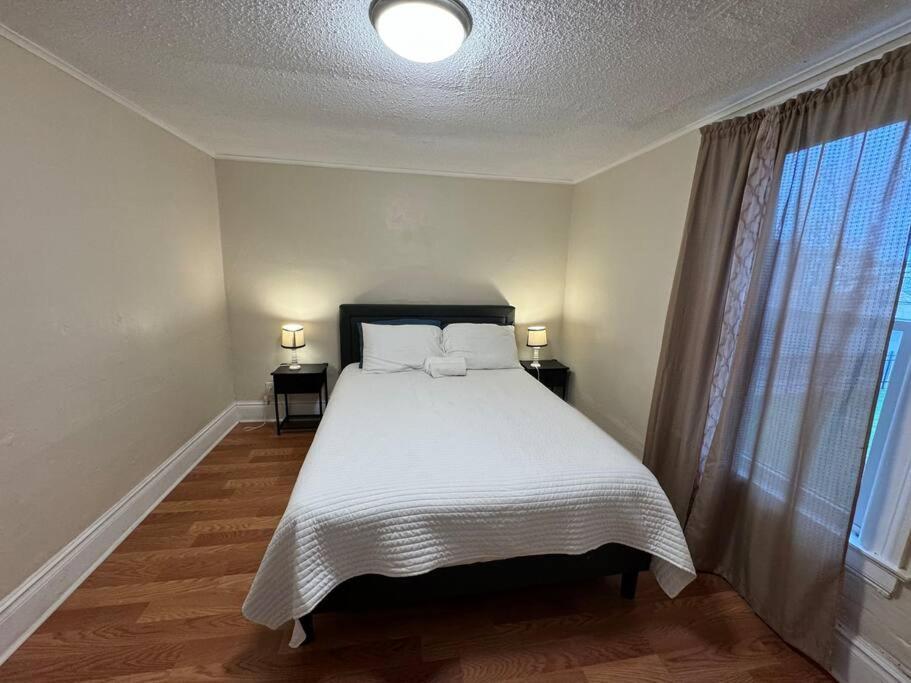Comforting Getaway-Sleeps 6-Walk To Falls! Niagara Falls Kültér fotó