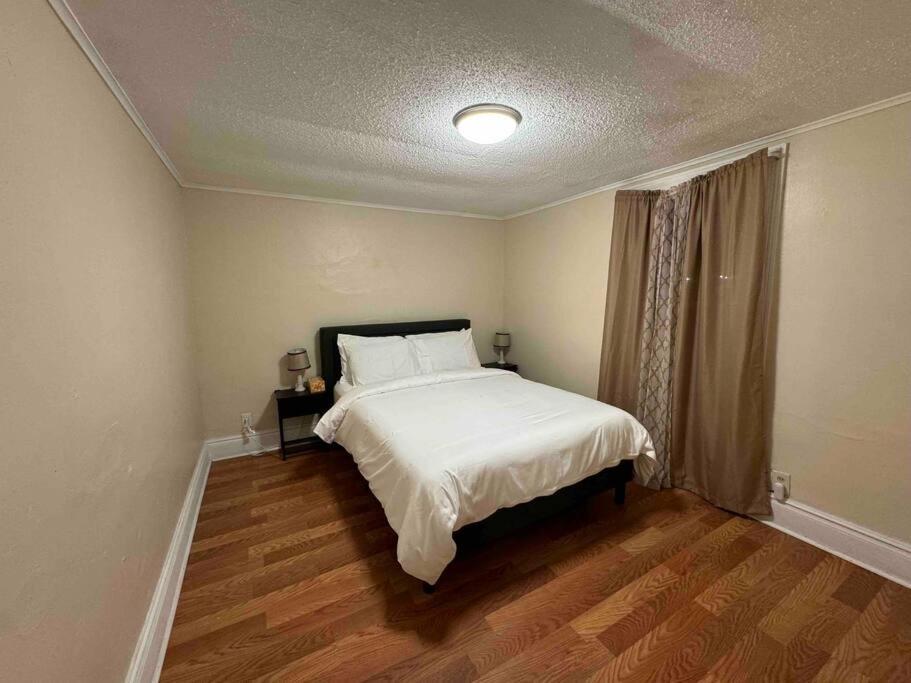 Comforting Getaway-Sleeps 6-Walk To Falls! Niagara Falls Kültér fotó